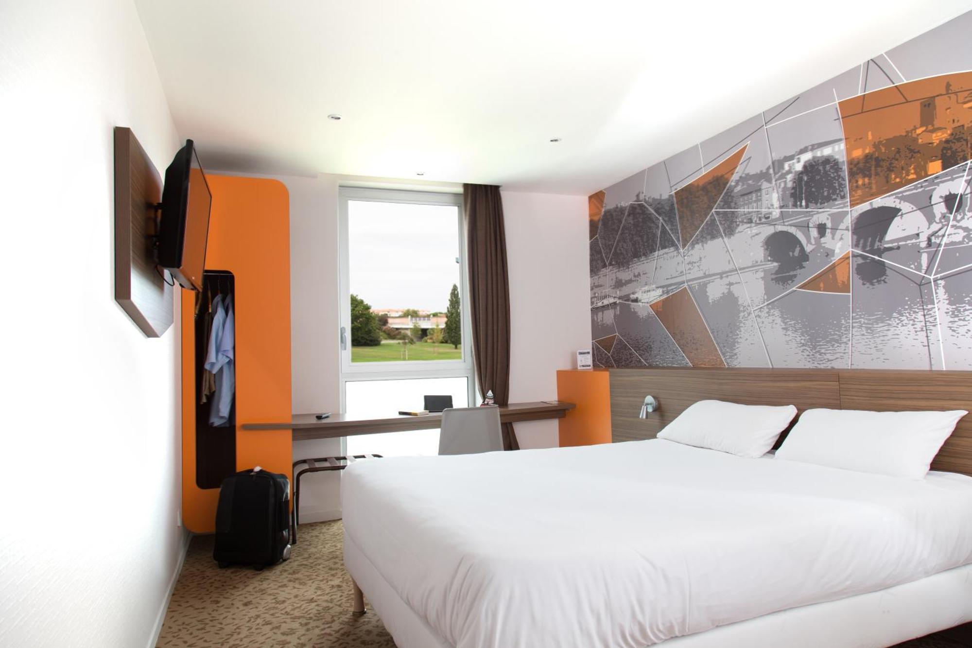 Brit Hotel Toulouse Colomiers - L'Esplanade Bagian luar foto