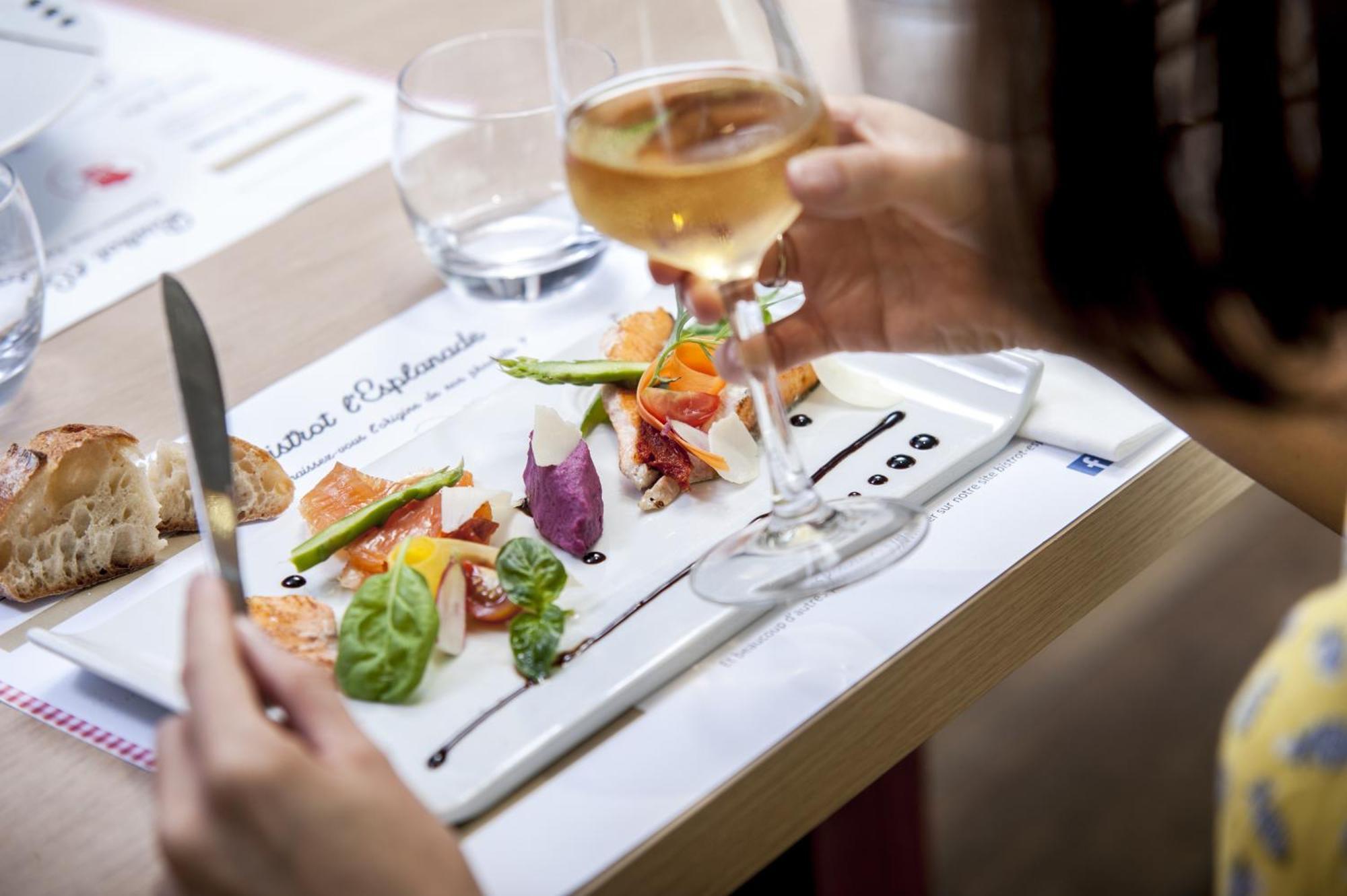Brit Hotel Toulouse Colomiers - L'Esplanade Bagian luar foto