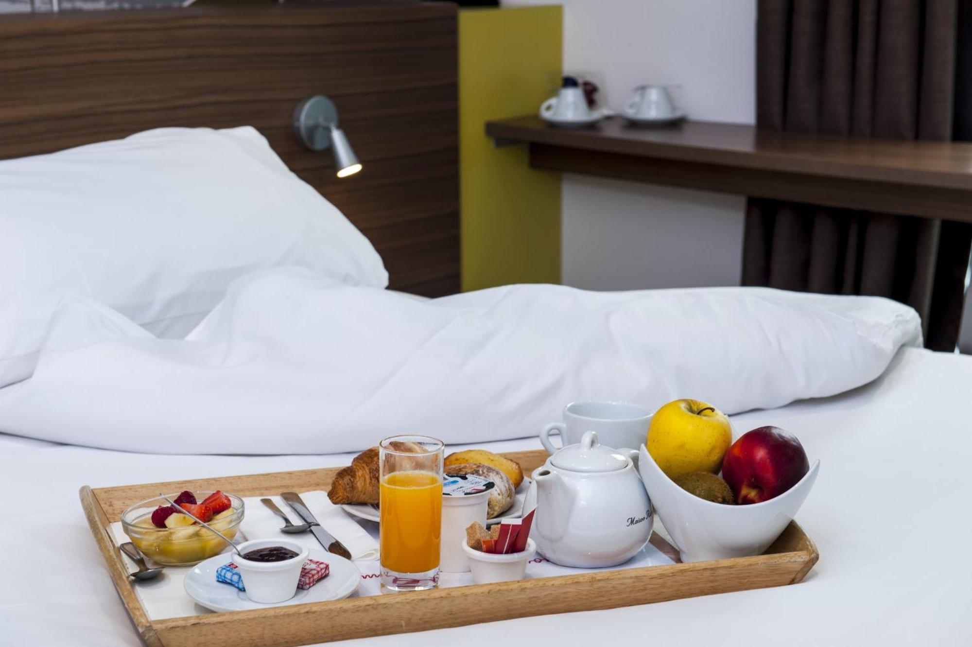 Brit Hotel Toulouse Colomiers - L'Esplanade Bagian luar foto