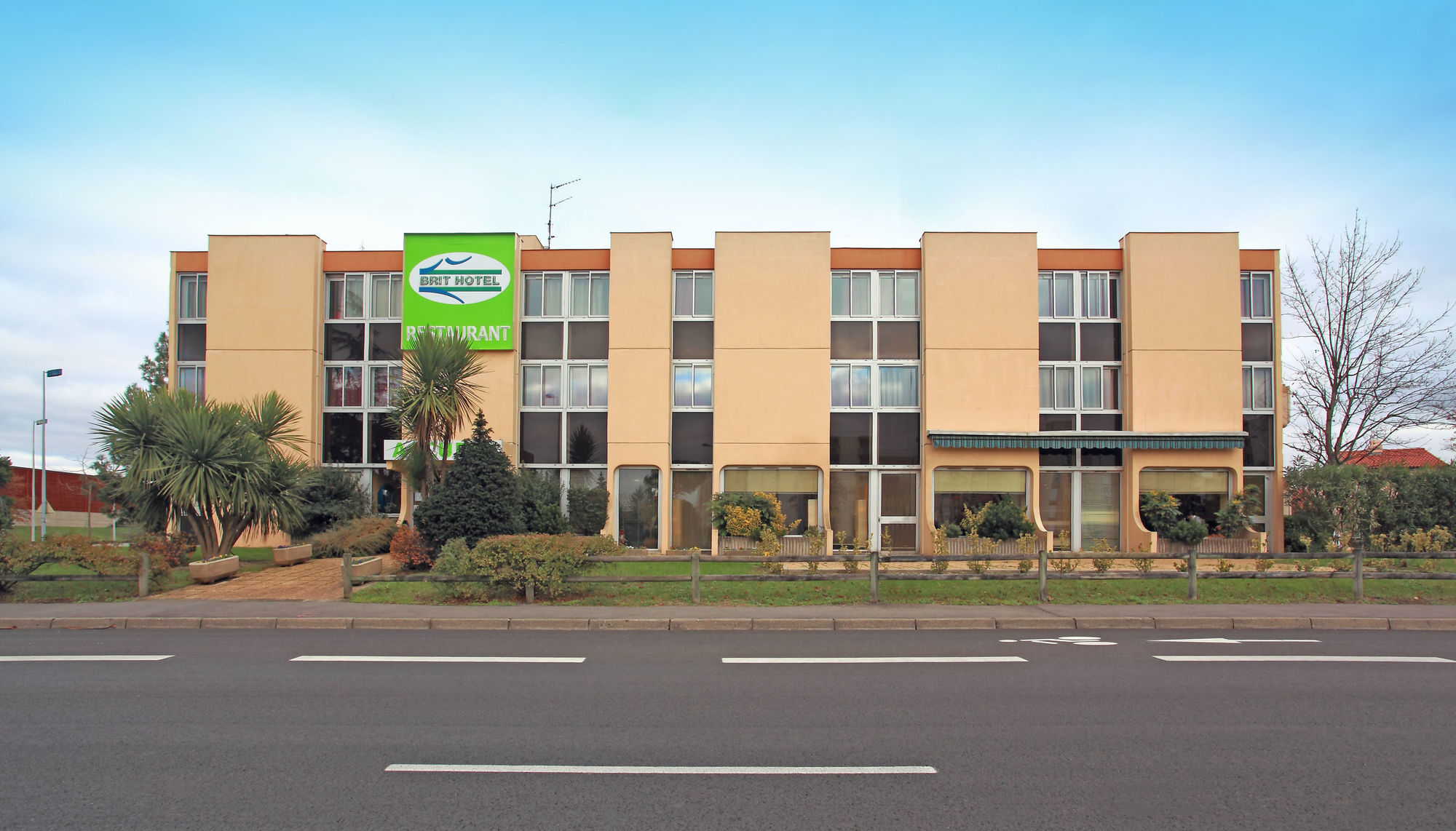Brit Hotel Toulouse Colomiers - L'Esplanade Bagian luar foto